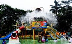 waterpark-taman-matahari-puncak